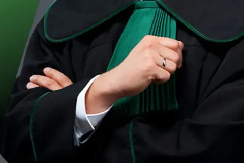 Czy adwokat ma immunitet? Odkryj, co naprawdę oznacza dla prawników