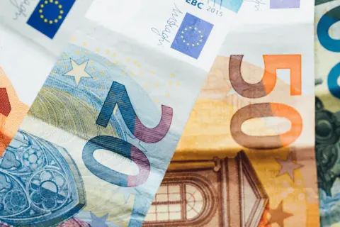 Kurs euro w Lesznie - Gdzie wymienić walutę najkorzystniej i aktualne stawki