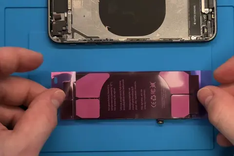iPhone 8: Wymiana baterii. Nie przepłacaj! Porównaj ceny