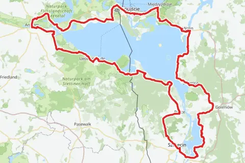 Trasa rowerowa Velo Baltica wokół Zalewu Szczecińskiego. Długość trasy obejmuje malownicze tereny przyrodnicze.