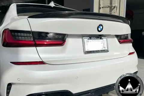 Idealny spoiler do BMW G20? Przewodnik po stylach i montażu
