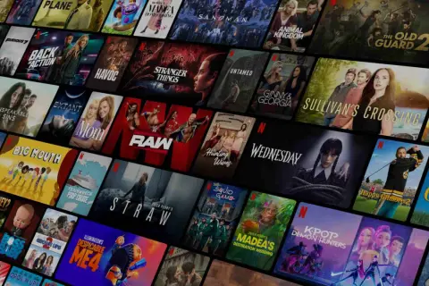 Najlepsze filmy o gangsterach na Netflix, które musisz zobaczyć