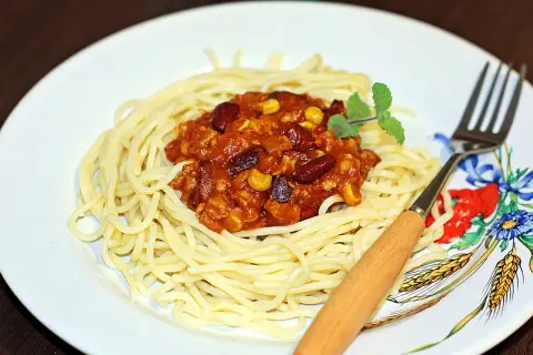 Jak pasteryzować sos do spaghetti z mięsem mielonym bez ryzyka zanieczyszczenia