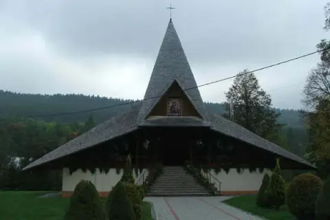 Ustrzyki Dolne atrakcje, które zaskoczą każdego turystę
