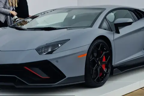 Ile KM ma Lamborghini Aventador? Od 700 do 780 i 1000+!