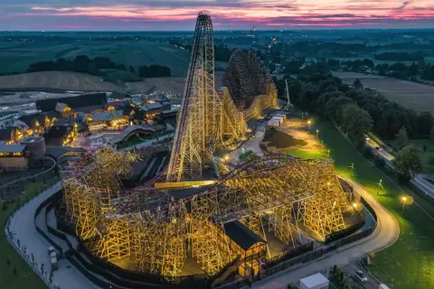 Zadra czy Hyperion? Wybierz swój rollercoaster marzeń w Energylandii