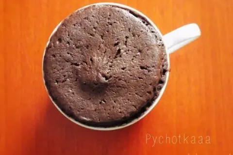 Ciastko w mikrofali: puszysty deser w 2 minuty (bez wpadek!)