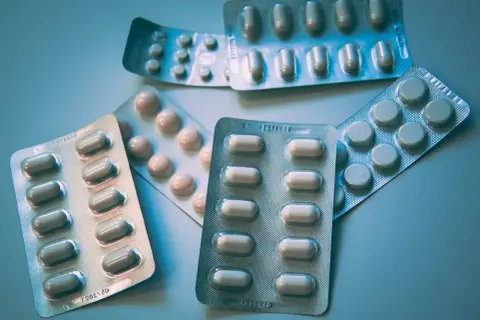 Kiedy podawać leki na gorączkę, aby uniknąć poważnych skutków?