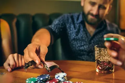 Jak leczyć uzależnienie od hazardu i odzyskać kontrolę nad życiem