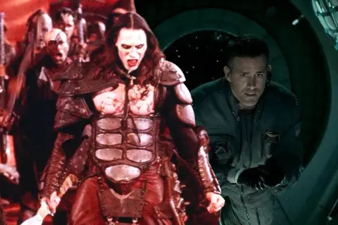 Potworna armia i przerażony astronauta w kosmicznym horrorze filmowym.