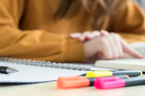 Czy można wyrzucić ucznia ze szkoły? Poznaj ważne zasady i prawa