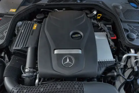 Mercedes W205 jaki silnik wybrać, aby uniknąć wysokich kosztów?