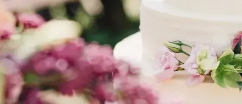 Ile kosztuje catering na wesele? Zaskakujące ceny i opcje do wyboru