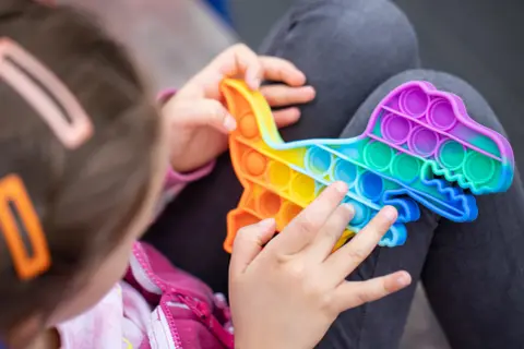 Geneza autyzmu oraz metody pracy z dziećmi ze spektrum autyzmu