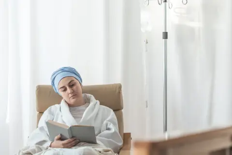 Jakie są możliwości wsparcia finansowego dla chorych na nowotwór?