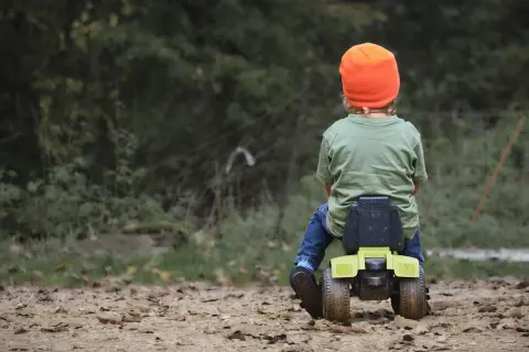 Do kiedy fotelik samochodowy? Przewodnik dla rodziców