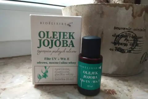 Gdzie kupić olejek jojoba? Sprawdź najlepsze oferty i ceny
