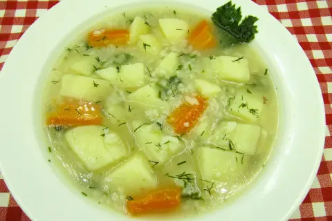 Przesolona zupa? Ziemniak, ryż i 7 skutecznych metod ratunku!