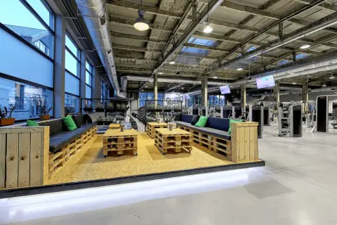 Fitness World Sfera Bielsko: Cennik, Grafik, Opinie i Treningi
