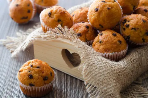 Ile waży muffinka czekoladowa? Zaskakujące różnice w wadze!