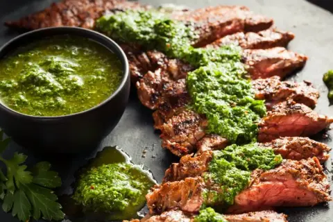 Sauces pour grillades: sublimez vos viandes avec nos recettes maison