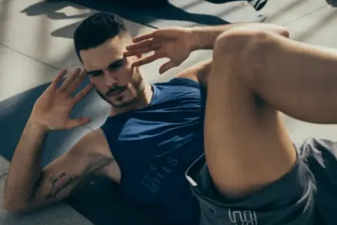 Czy przy zakwasach można ćwiczyć? Oto, co musisz wiedzieć o treningu
