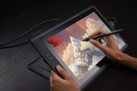 Do czego służy tablet graficzny i jak może zmienić twoją pracę?