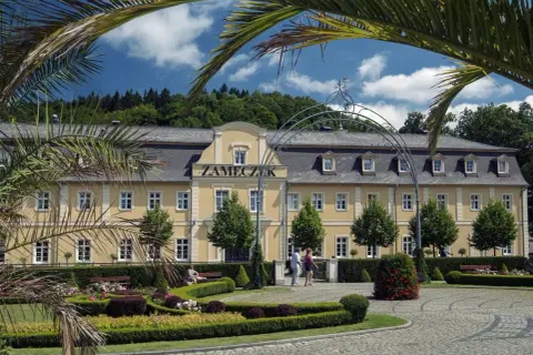 Stawka żywieniowa w sanatorium NFZ – co musisz wiedzieć o kosztach?