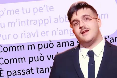 Testo di una canzone in dialetto napoletano, con esempi di frasi come "Comm m può ama".