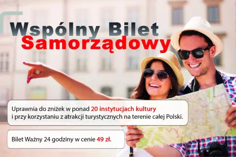 Szczęśliwa para odkrywa Polskę z "Wspólny bilet samorządowy". Bilet 24h za 49 zł daje zniżki do 20+ atrakcji.