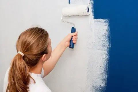 Jak malować farbą lateksową Dulux – uniknij najczęstszych błędów