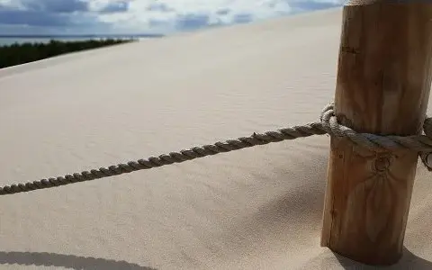Co ciekawego w Łebie? Wydmy, plaże i atrakcje na każdą pogodę