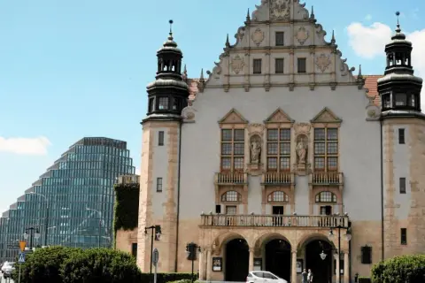 UAM: Kiedy powstał Uniwersytet w Poznaniu? Nie tylko 1919!
