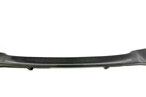 Spoiler do Audi A4 B8: Jak wybrać i zamontować perfekcyjną lotkę?