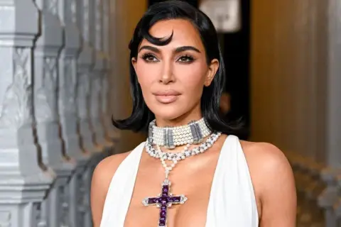 Kim hollywood beauty awards: jak Kim Kardashian zaskoczyła stylizacją