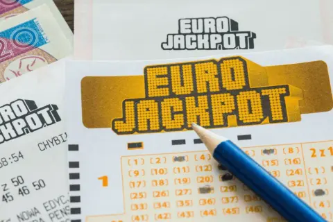 Losowania Eurojackpot kiedy – poznaj szczegóły i uniknij pomyłek