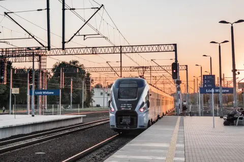 Pociągiem z dzieckiem po Polsce: Top kierunki i porady Julianny Stępień