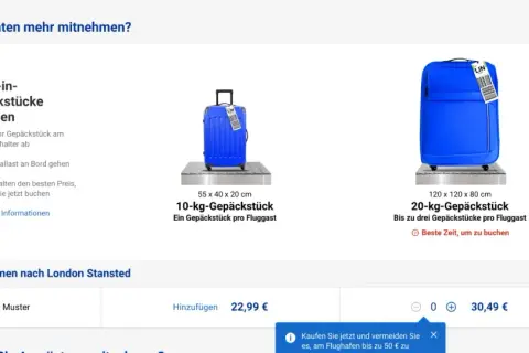Ryanair bagaż rejestrowany 10 kg wymiary: niebieska walizka 55x40x20 cm, idealna na podróż.