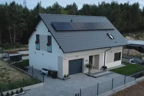 Jak się mieszka w domu modułowym? Komfort, zalety i różnice z tradycją