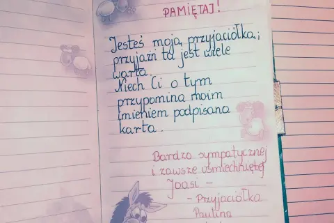 Rymowanki o przyjaźni na kartce z owieczkami. "Jesteś moja przyjaciółka, przyjaźń ta jest wiele warta.