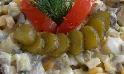 Jak ugotować pieczarki do sałatki, aby zachowały smak i chrupkość