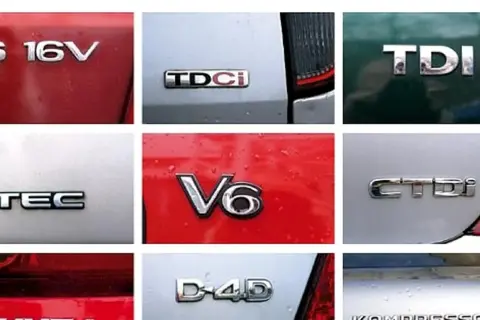 Napisy na klapach bagażników: 1.6 16V, TDci, TDI, VTEC, V6, CTDi, D-4D. Czy TDI to benzyna czy diesel? To diesel.