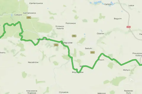Mapa pokazuje trasę przez Kazimierski Park Krajobrazowy, pokazując gdzie leży Kazimierz Dolny i okoliczne miejscowości jak Bochotnica, Nałęczów i Dąbrowica.