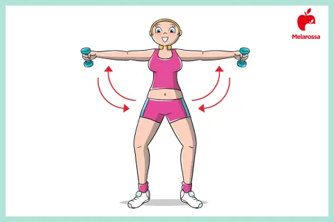 Donna con manubri che esegue un esercizio per i muscoli braccia donne. Movimento circolare con frecce rosse.