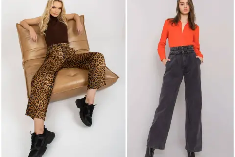 Dwie kobiety prezentują spodnie wide leg: jedna w panterkę, druga w jeansowe.