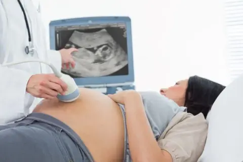 Jak wyglądają badania prenatalne i co warto o nich wiedzieć?