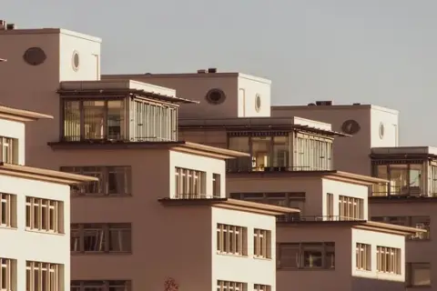 Ile można zarobić na wynajmie mieszkania? Sprawdź kluczowe czynniki
