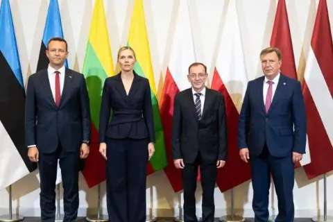 Czy na Łotwie jest bezpiecznie? Poznaj prawdziwe zagrożenia dla turystów