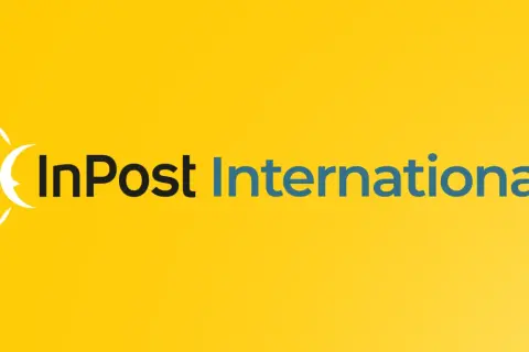 Logo InPost International na żółtym tle. Firma InPost rozwija swoją działalność, docierając do kolejnych krajów, w tym do Hiszpanii.