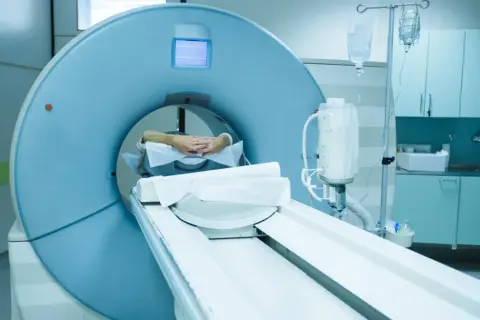 Badanie PET-CT: Zrozum, jak działa i przygotuj się bez obaw